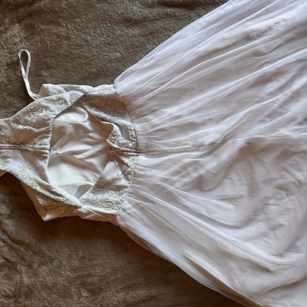 Xtraordinary White Glitter Embroidered Tulle Dress Size 3